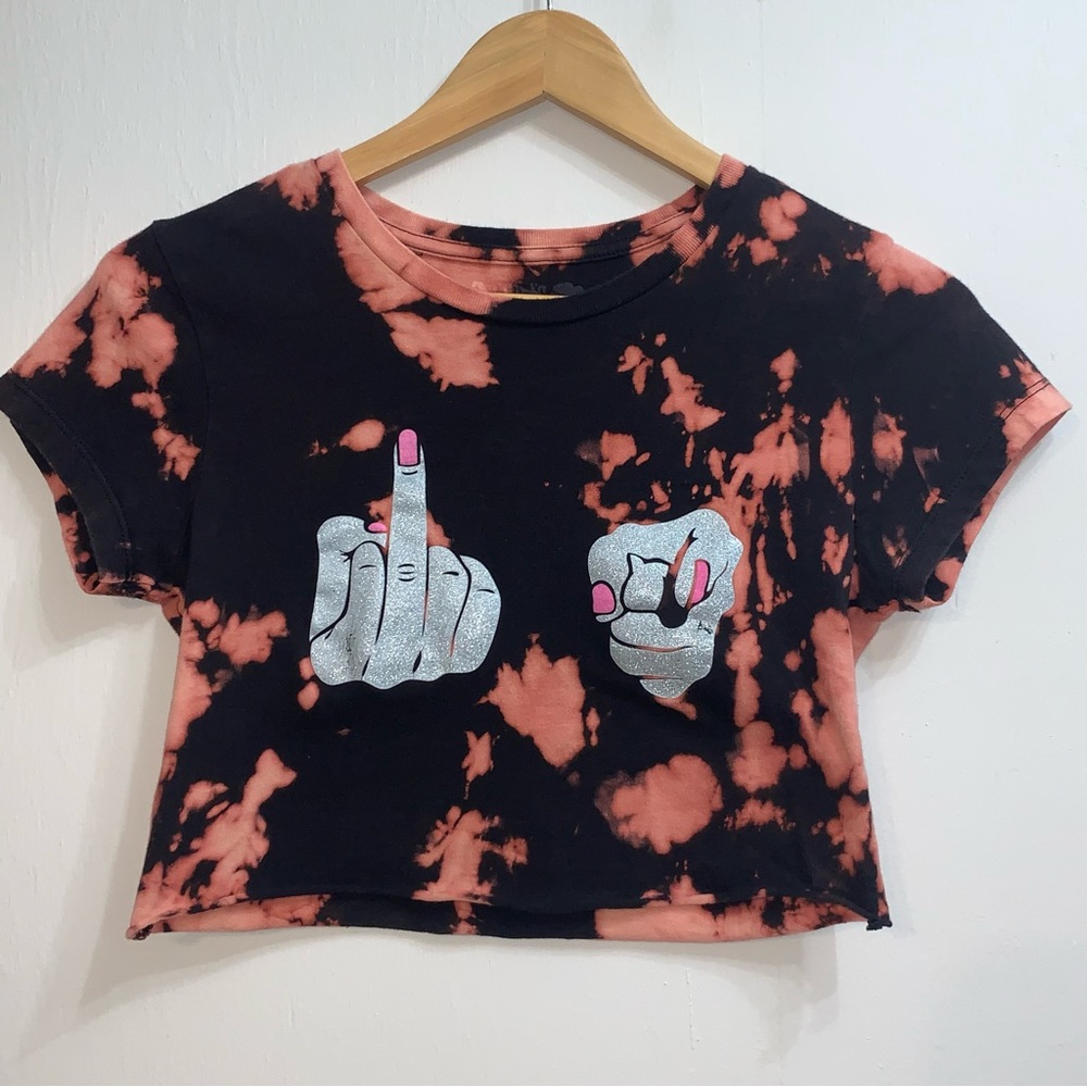 Size M Bleach Dyed Middle Finger Crop Top